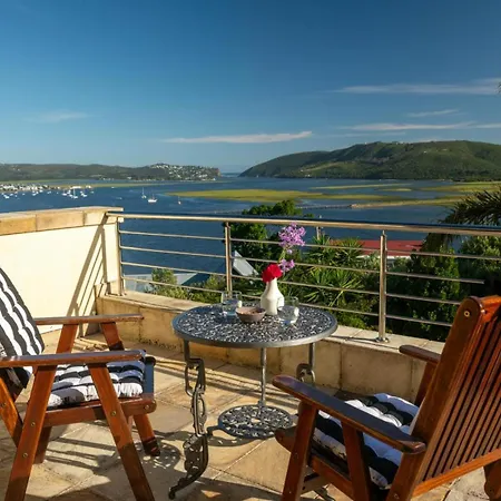 Guest House The Lazy Lion Knysna Room photo