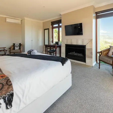 Guest House The Lazy Lion Knysna Exterior photo